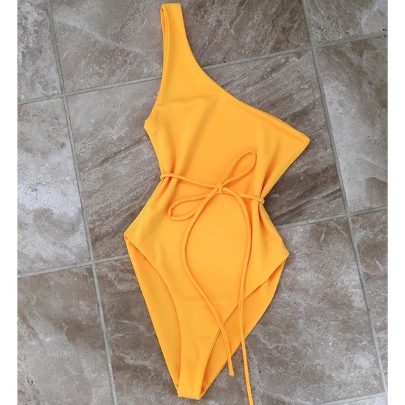 One shoulder yellow one piece - Picture 3 of 5